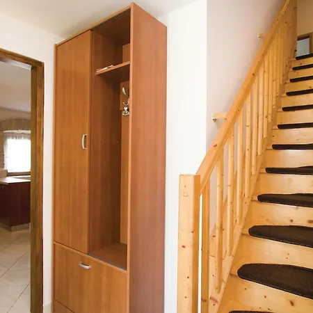 Gorgeous In Belavici With Kitchen Holiday home Hreljici